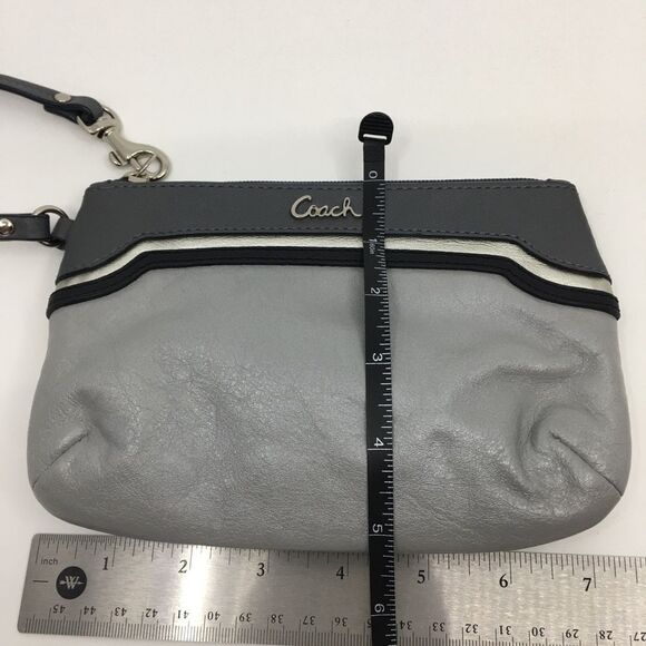 Coach Ashley Metallic Pewter Silver & Gray Large Pleated Leather Wristlet - Picture 16 of 16